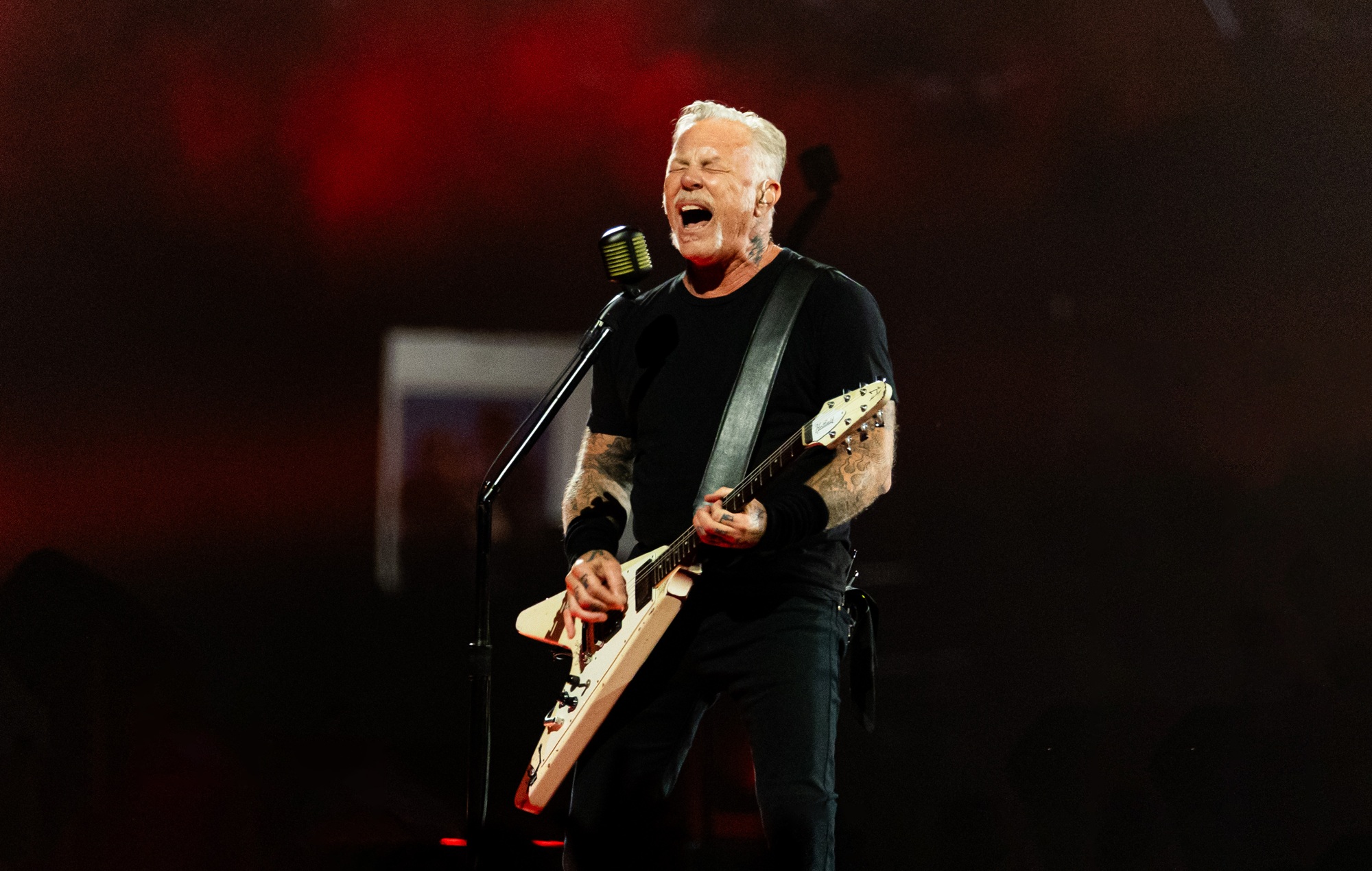 Metallica Reveal Sphere Footage as Stage Remarks Draw Roger Waters Rebuke