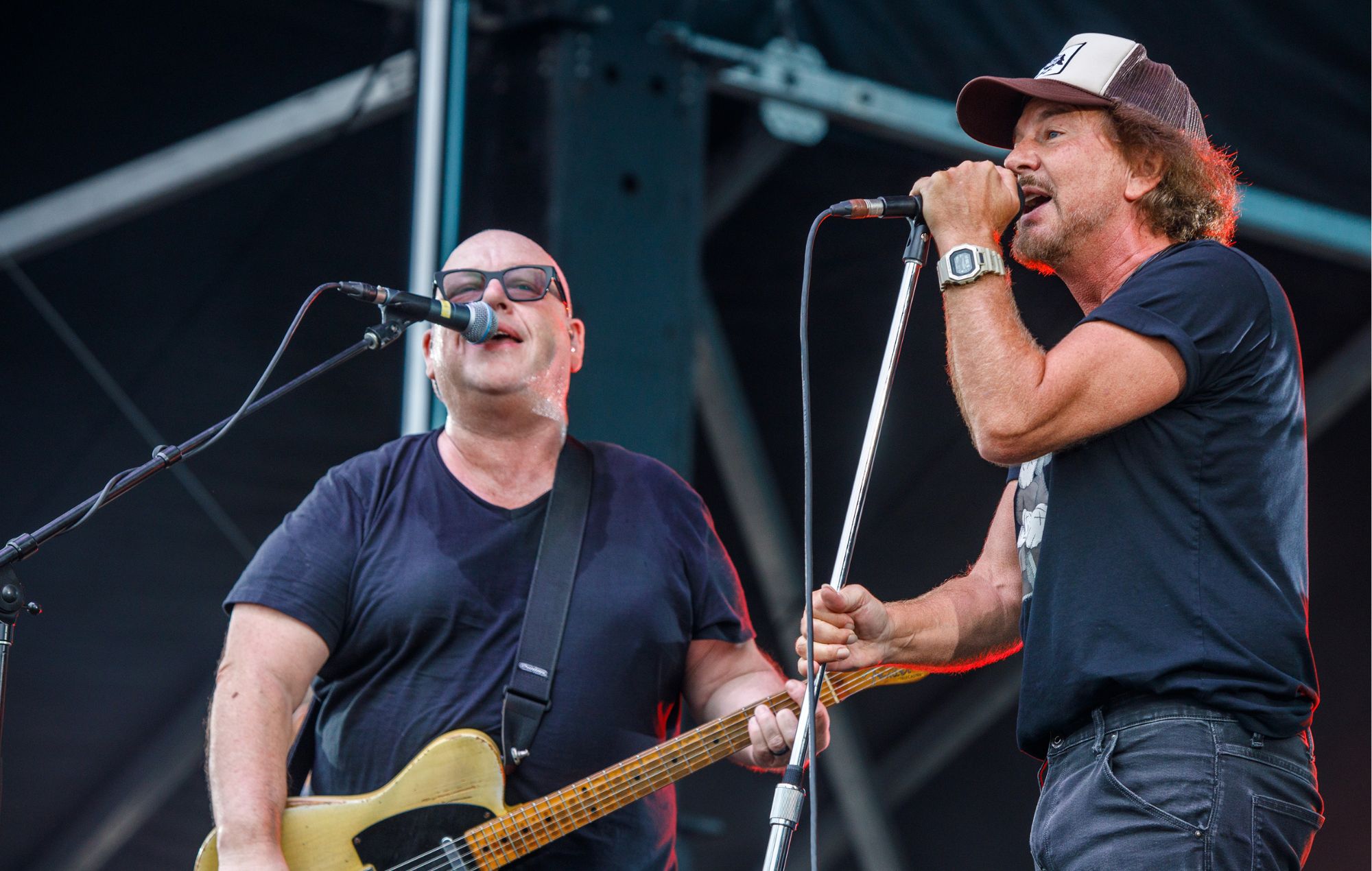 Pixies Team Up with Eddie Vedder for Beachside Performance of Wave Of Mutilation