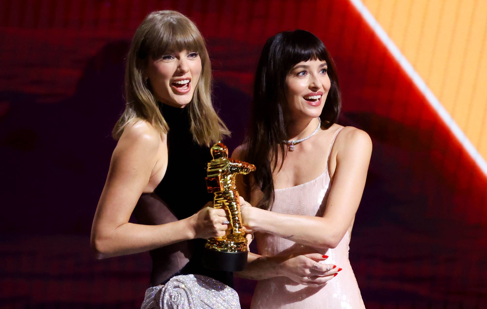 Taylor Swift Unveils Gothic 'Patient Zero' Video and Makes VMA History